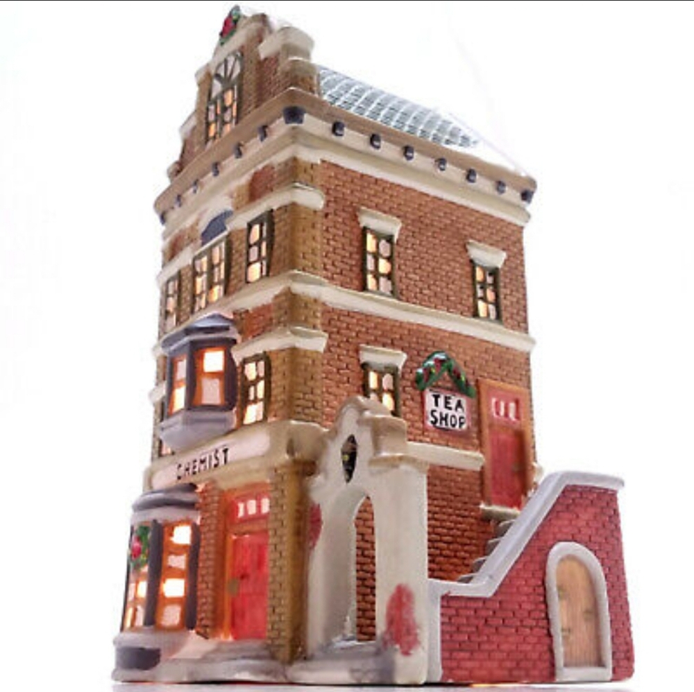Dickens Collectables 1995 Towne Series Chemist & Tea Shoppe Hand Painted House - Picture 2 of 9